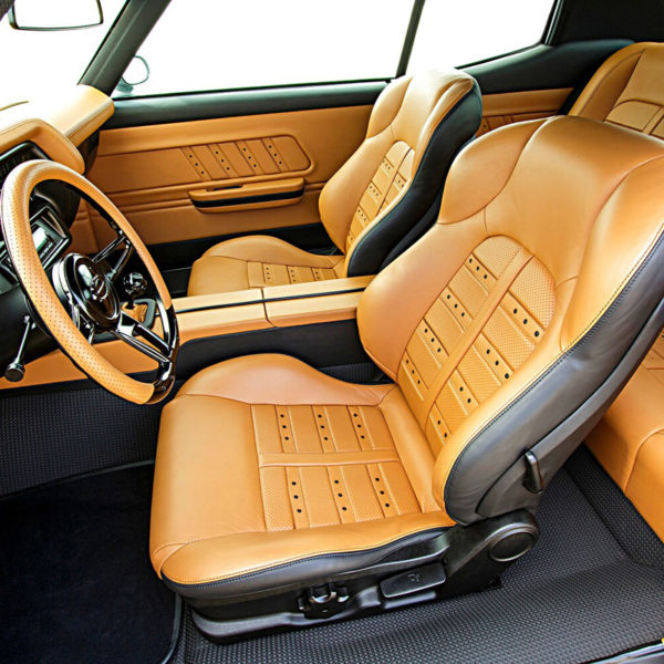 Custom 1970 LS3 Chevelle leather interior front seats built by Goolsby Customs