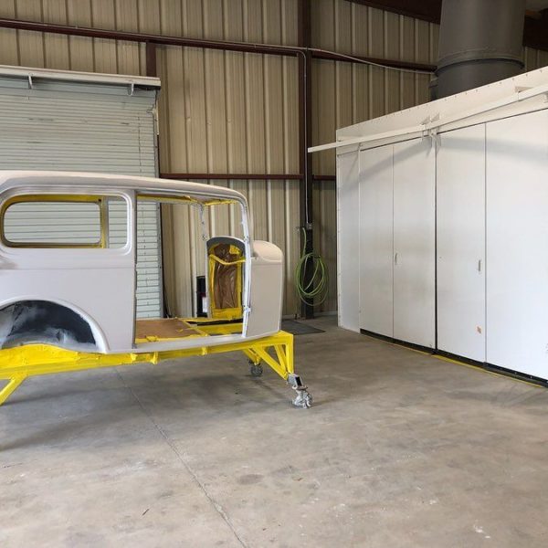 1932 Ford Tudor Sedan 5th Avenue Special ready for paint