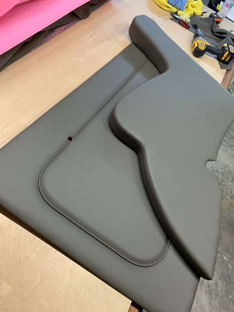 1932 Ford Tudor Sedan 5th Avenue Special Interior