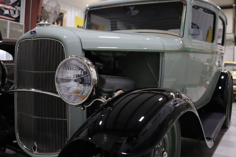 1932 Ford Tudor Sedan 5th Avenue Special Final assembly