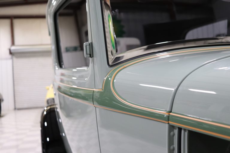 1932 Ford Tudor Sedan 5th Avenue Special Final assembly