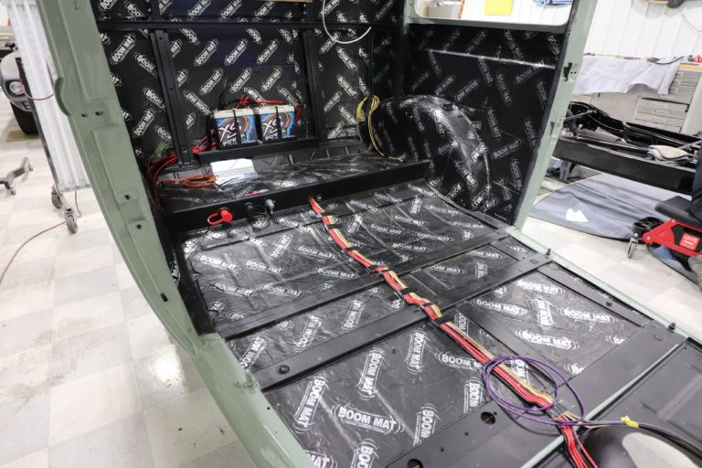 1932 Ford Tudor Sedan 5th Avenue Special frame and engine