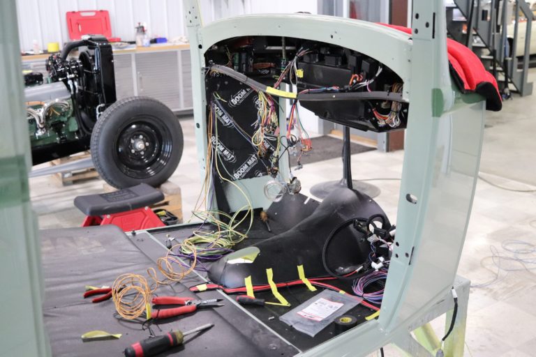 1932 Ford Tudor Sedan 5th Avenue Special frame and engine