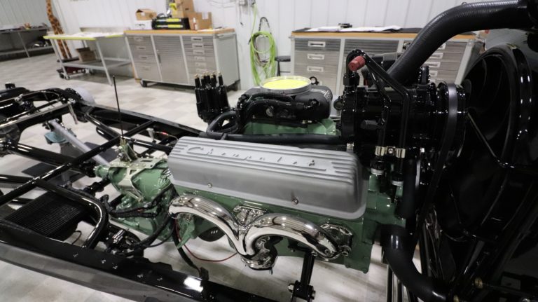 1932 Ford Tudor Sedan 5th Avenue Special frame and engine