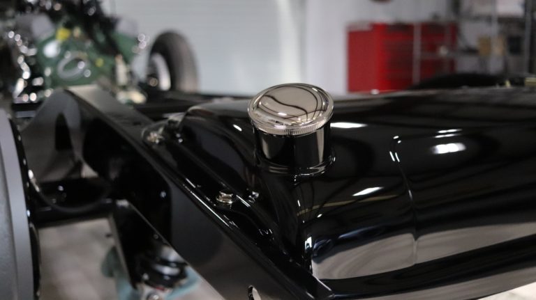 1932 Ford Tudor Sedan 5th Avenue Special frame and engine