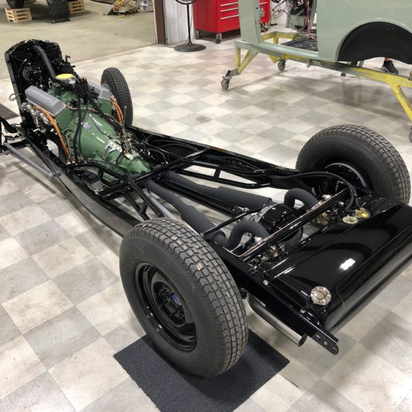 1932 Ford Tudor Sedan 5th Avenue Special frame and engine