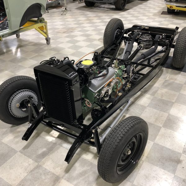 1932 Ford Tudor Sedan 5th Avenue Special frame and engine