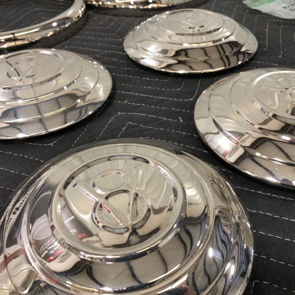 1932 Ford Tudor Sedan 5th Avenue Special chrome