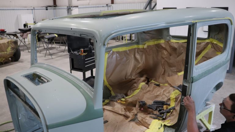 1932 Ford Tudor Sedan 5th Avenue Special Painted