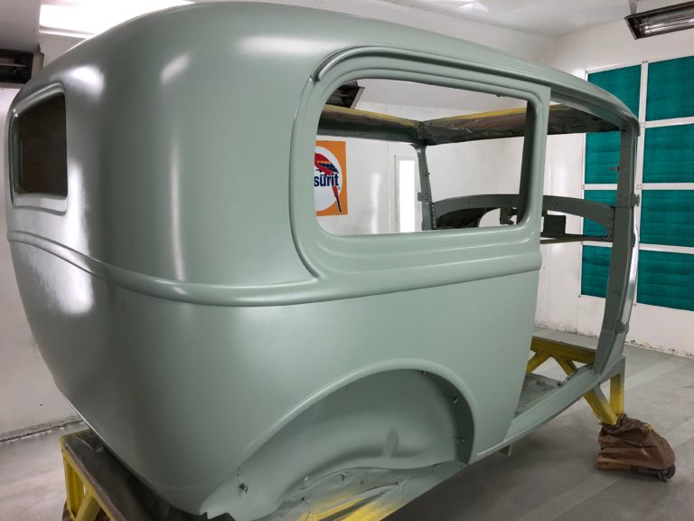 1932 Ford Tudor Sedan 5th Avenue Special ready for paint