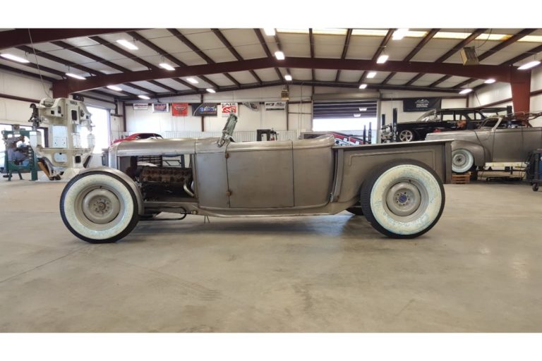 Custom 1932 Ford Roadster Pickup built by Goolsby Customs