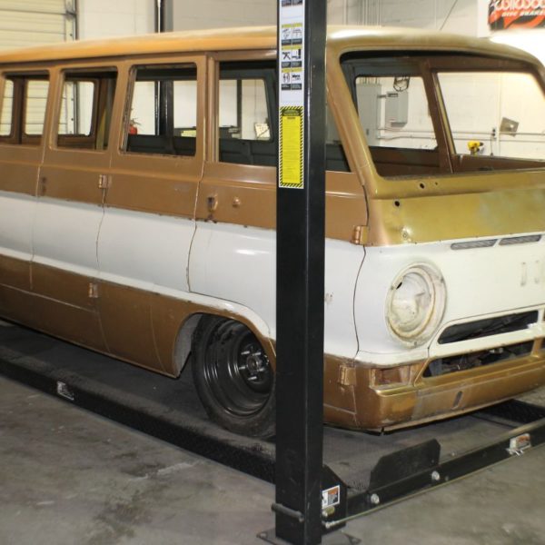 Custom 1969 Dodge A 108 Hemi Van build