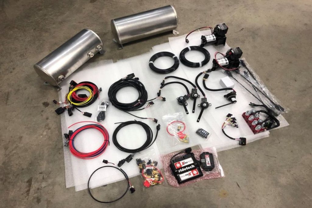 Moss's Custom 1968 Chevrolet C10 Hot rod truck Ridetech Air ride system