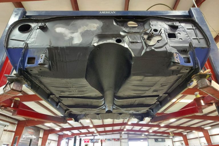 Custom 1969 SS Chevelle Pro Touring muscle car Trans tunnel