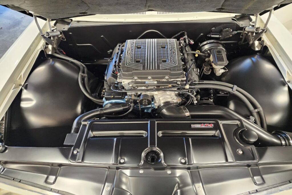 Custom LT4 1966 Pontiac Catalina 421 2+2 Restomod