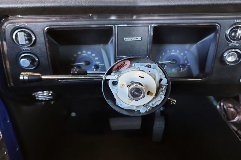 Custom 1969 SS Chevelle Pro Touring hot rod muscle car Custom interior