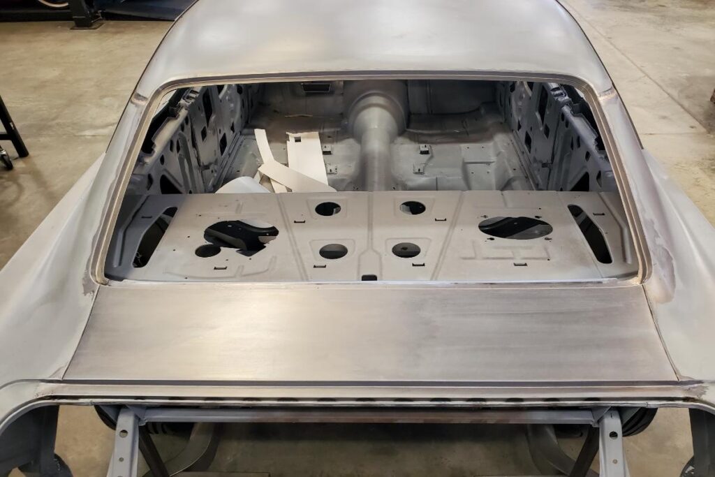 1966 Pontiac Catalina 421 2+2 Fabrication