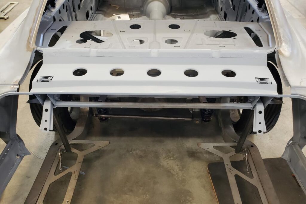 1966 Pontiac Catalina 421 2+2 Fabrication