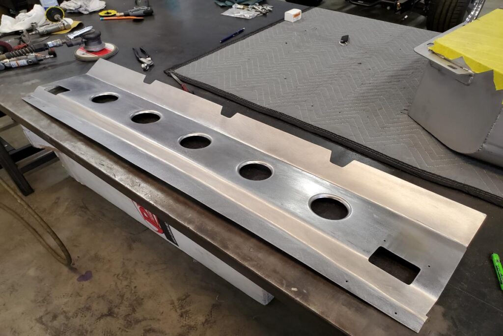 1966 Pontiac Catalina 421 2+2 Fabrication