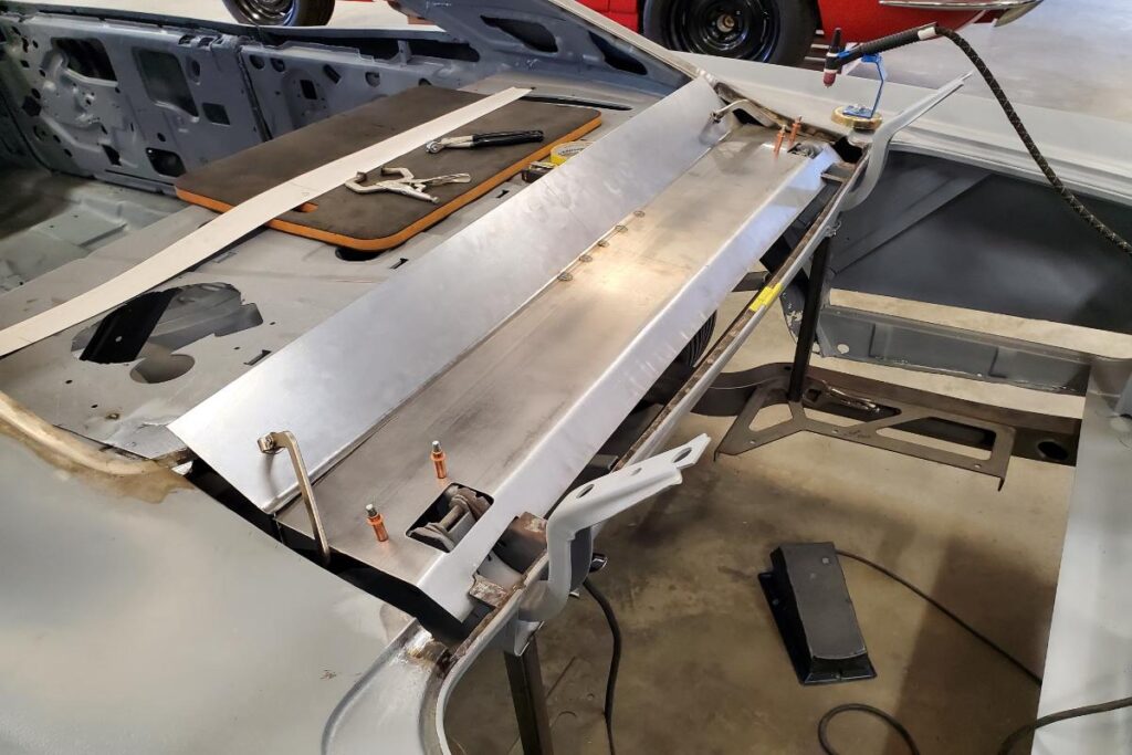 1966 Pontiac Catalina 421 2+2 Fabrication