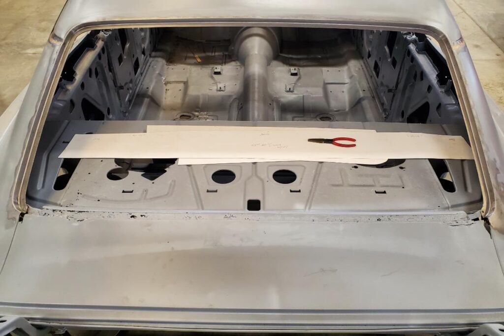 1966 Pontiac Catalina 421 2+2 Fabrication