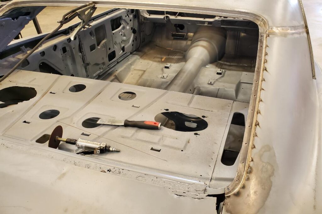 1966 Pontiac Catalina 421 2+2 Fabrication