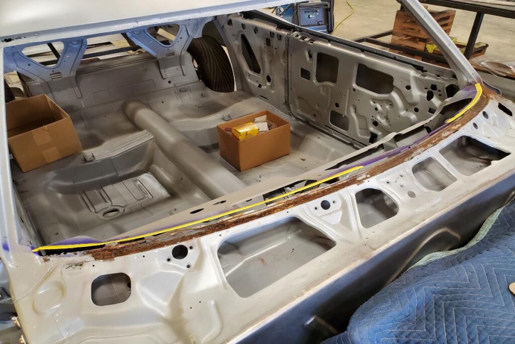 1966 Pontiac Catalina 421 2+2 Fabrication