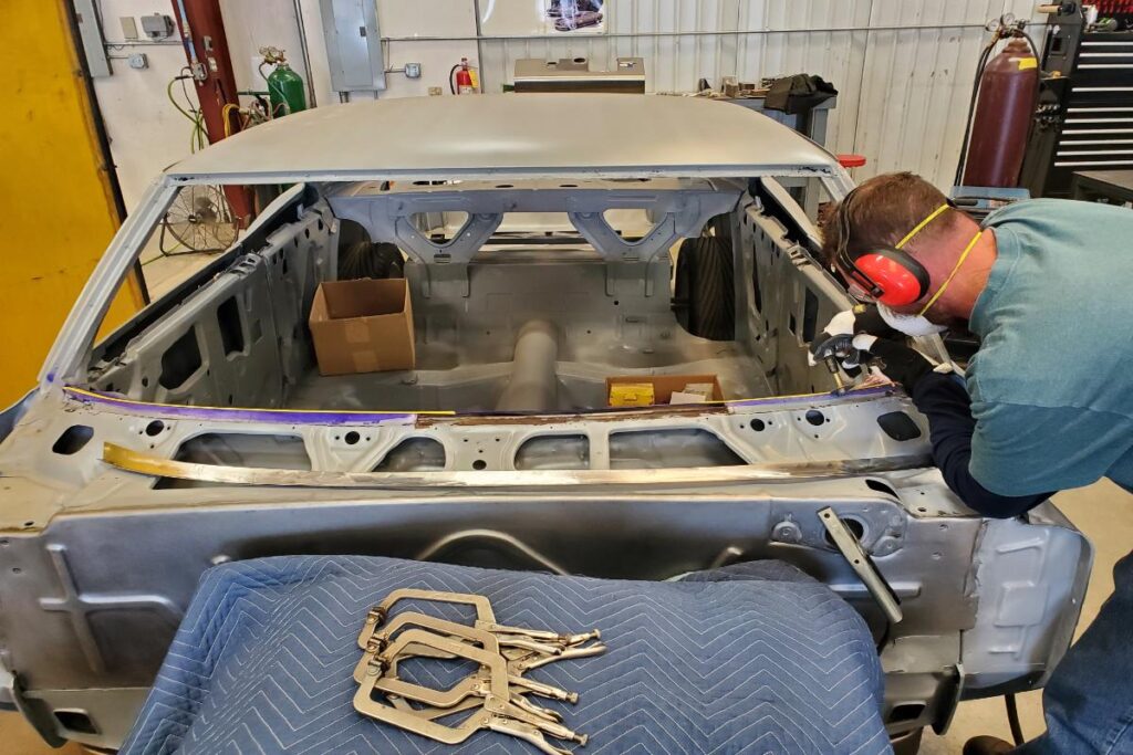 1966 Pontiac Catalina 421 2+2 Fabrication