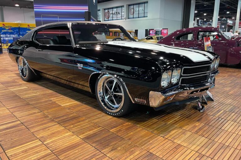 Roadster Shop Custom 1970 Restomod Chevelle