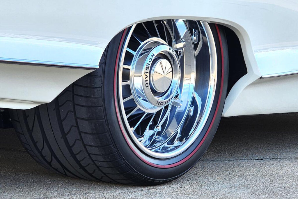 Custom LT4 1966 Pontiac Catalina 421 2+2 Restomod