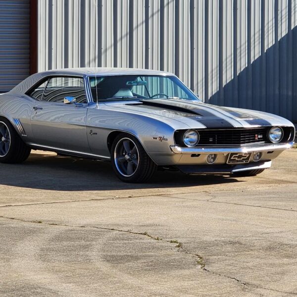 Silver 1969 Z28 Camaro Supercharged LT4 protouring restomod classic muscle car