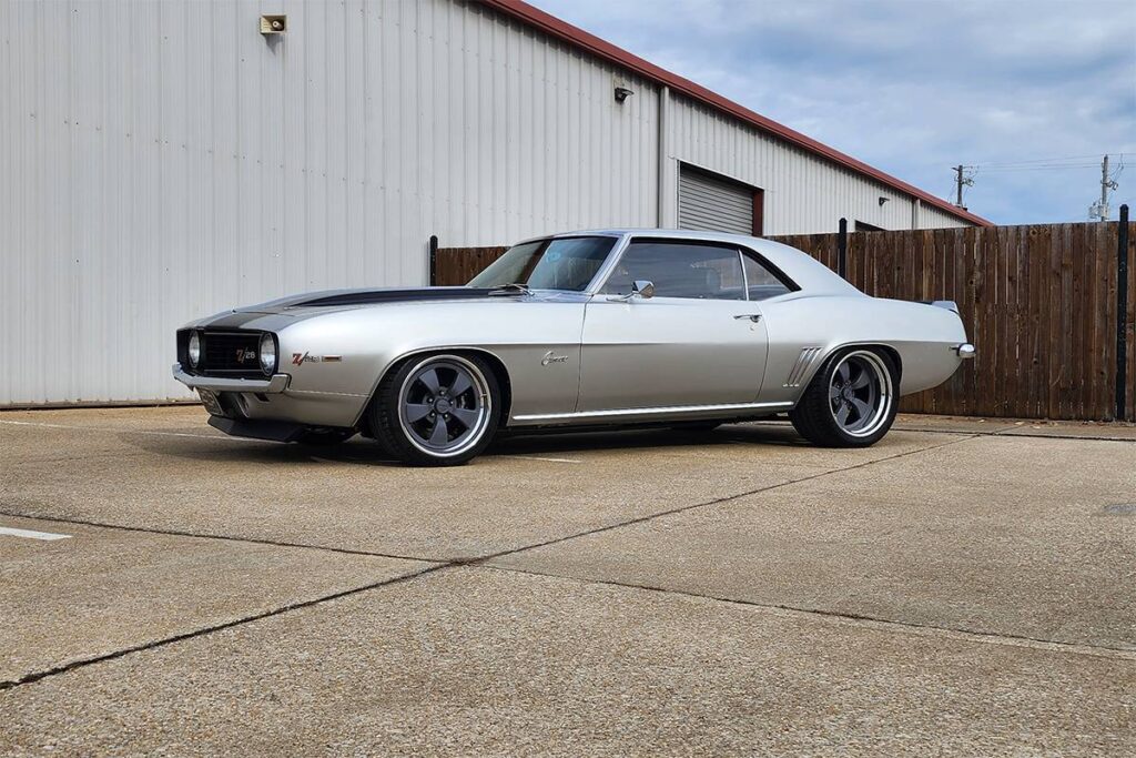 Silver 1969 Z28 Camaro Supercharged LT4 protouring restomod classic muscle car