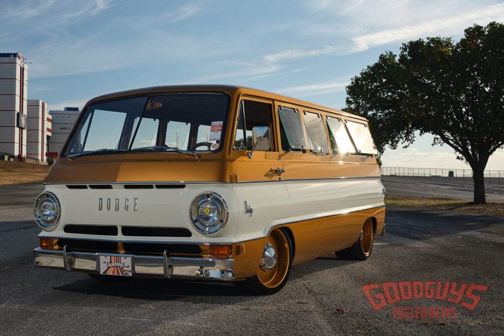Custom Restomod 1969 Dodge A 108 Hemi Van "Vantasy"