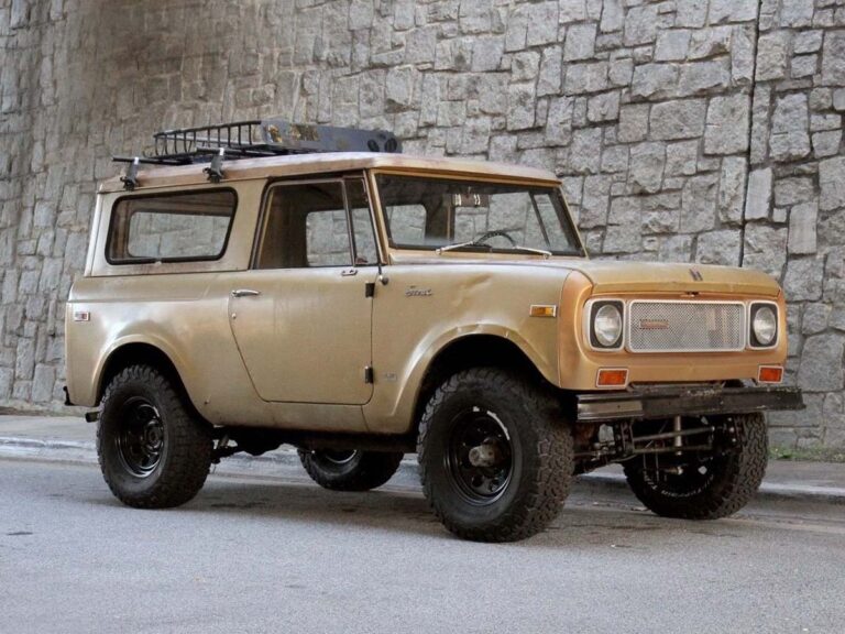 Custom 1970 International Scout Restomod with LS and Roadster Shop RS4 Chassis