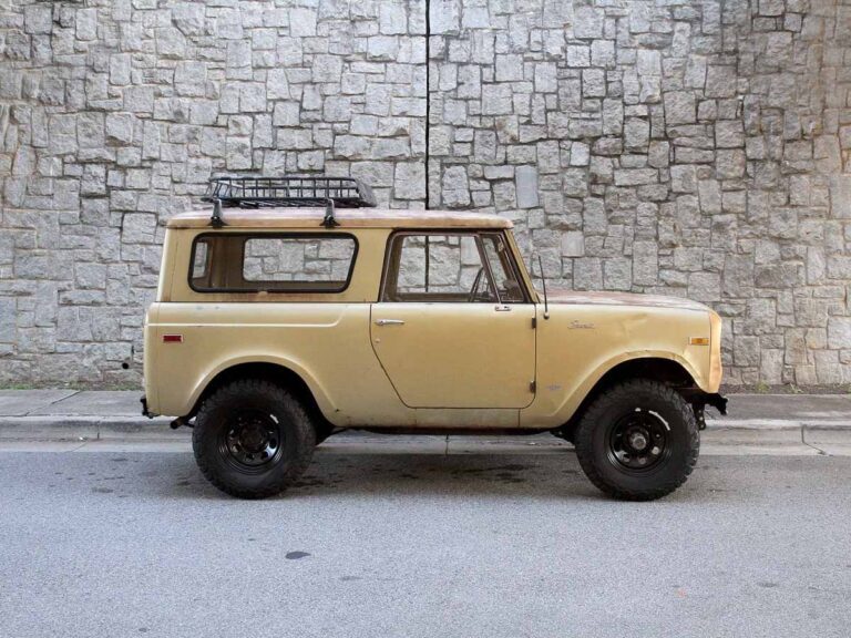 Custom 1970 International Scout Restomod with LS and Roadster Shop RS4 Chassis