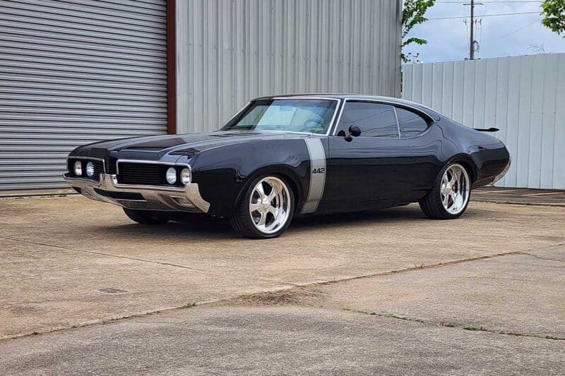 Custom 1969 442 Olds Vintage Restomod muscle car