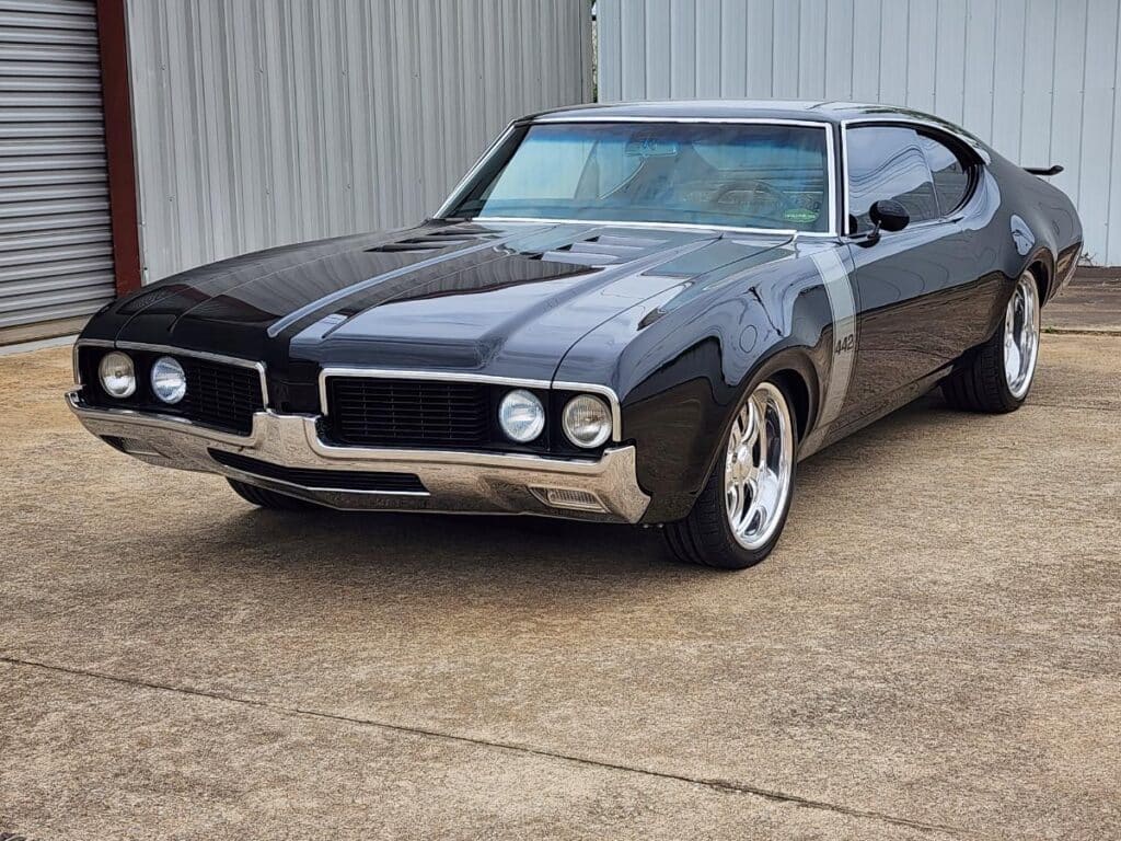 Custom 1969 442 Olds Vintage Restomod muscle car