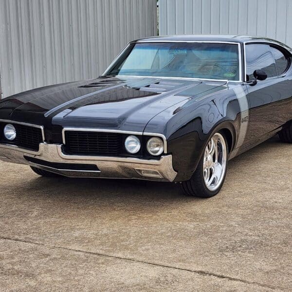 Custom 1969 442 Olds Vintage Restomod muscle car