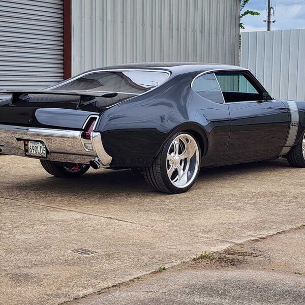 Custom 1969 442 Olds Vintage Restomod muscle car